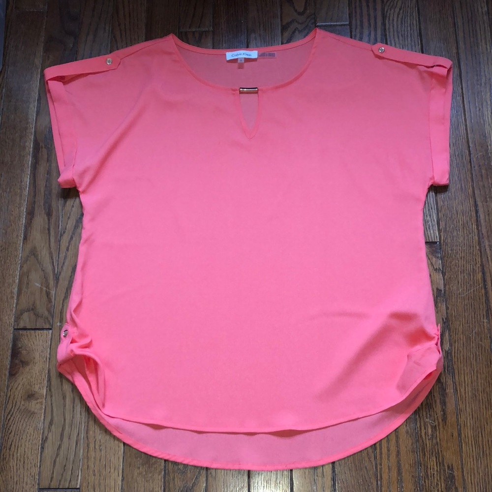 Like new Calvin Klein split neck top